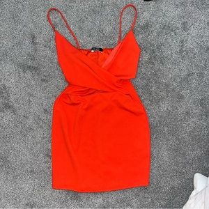 Criss-cross dress poppy color